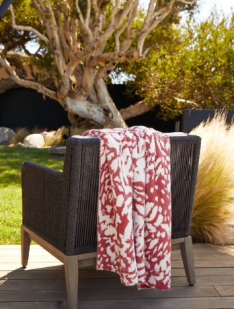 Barefoot dreams Bloom Blanket