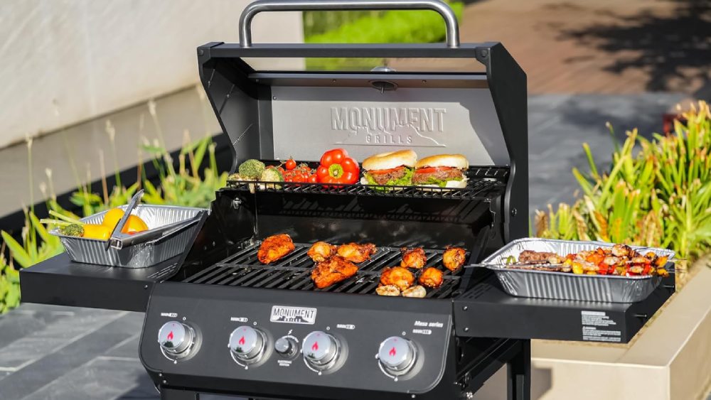 Monument Grills Review : Elevate Your Outdoor Cooking Experience