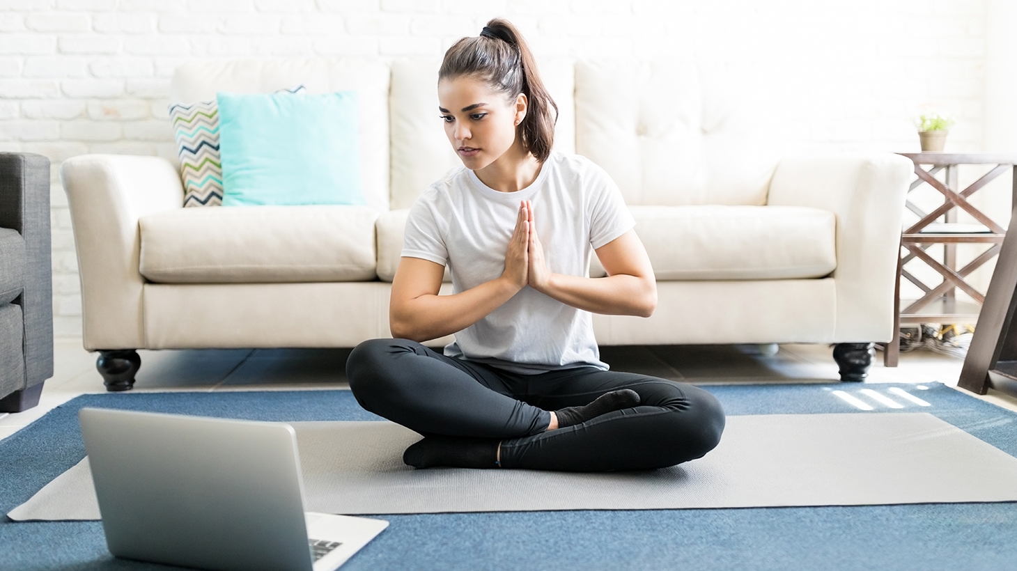 The Best Online Yoga Courses in Australia 2024